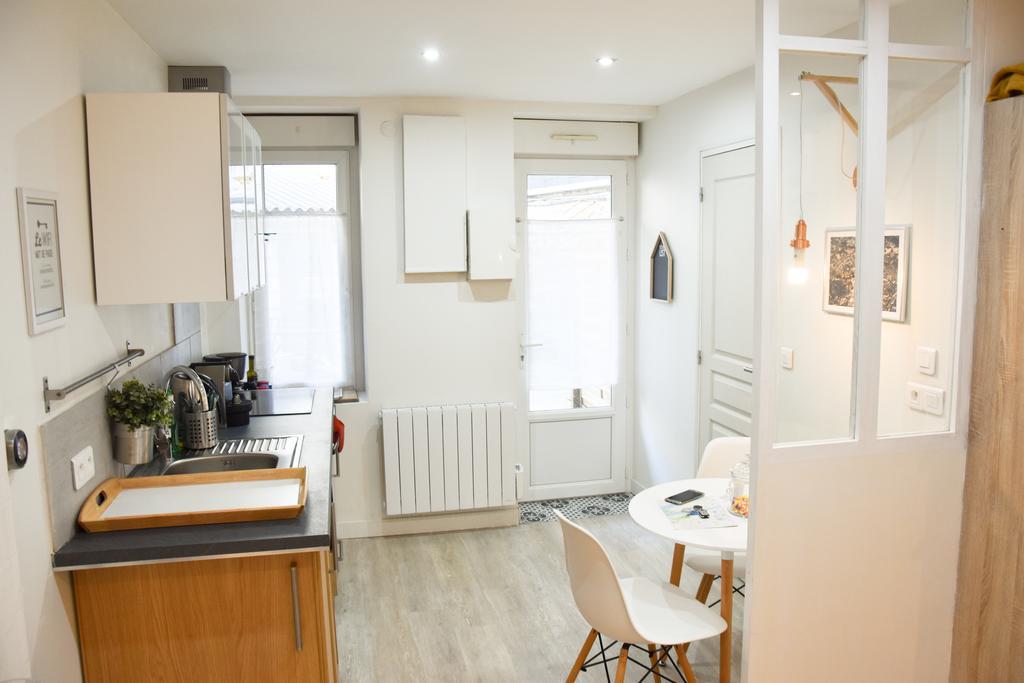 Unsejouranantes - Le Bel Air Apartment Bagian luar foto