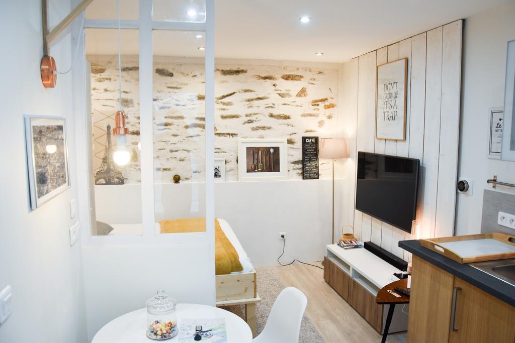 Unsejouranantes - Le Bel Air Apartment Bagian luar foto