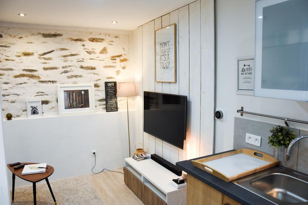 Unsejouranantes - Le Bel Air Apartment Bagian luar foto