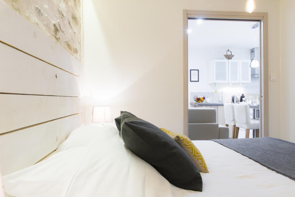 Unsejouranantes - Le Bel Air Apartment Bagian luar foto