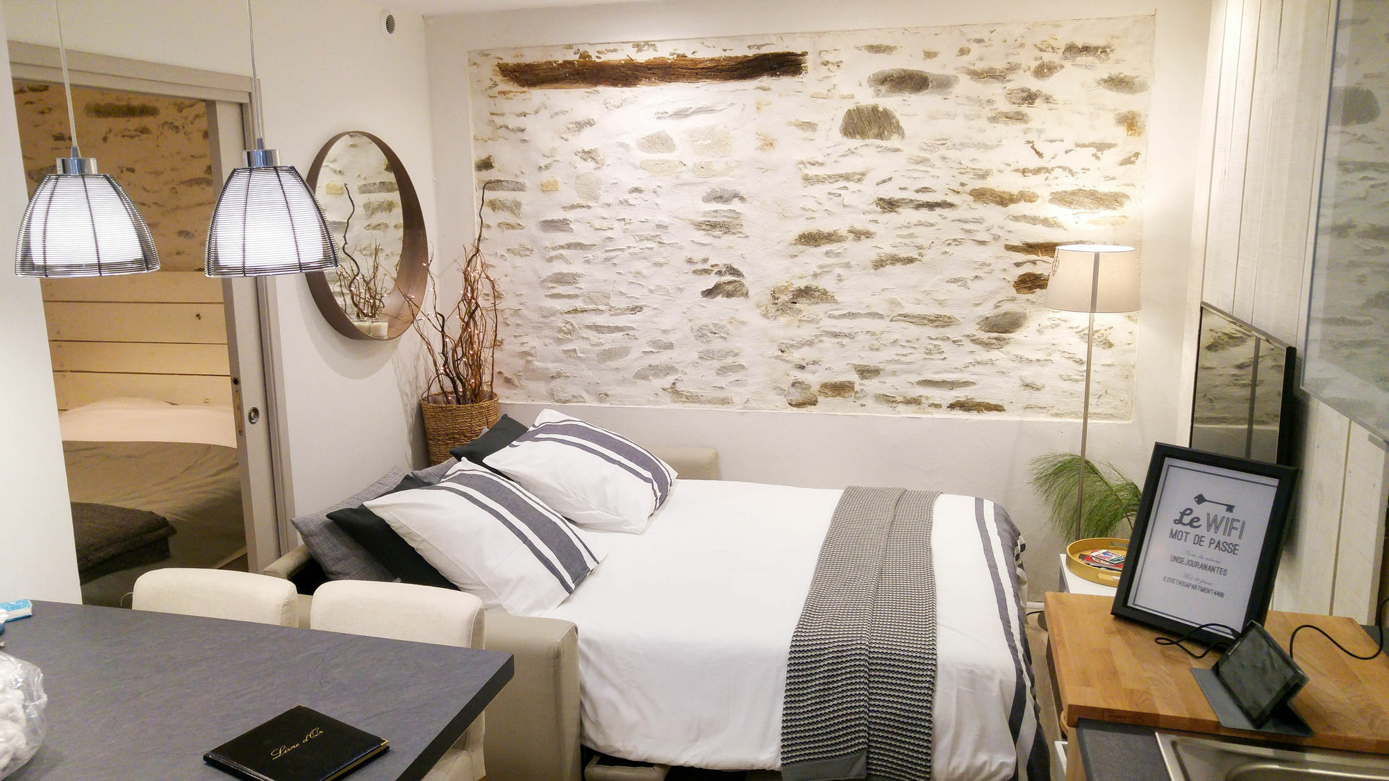 Unsejouranantes - Le Bel Air Apartment Bagian luar foto