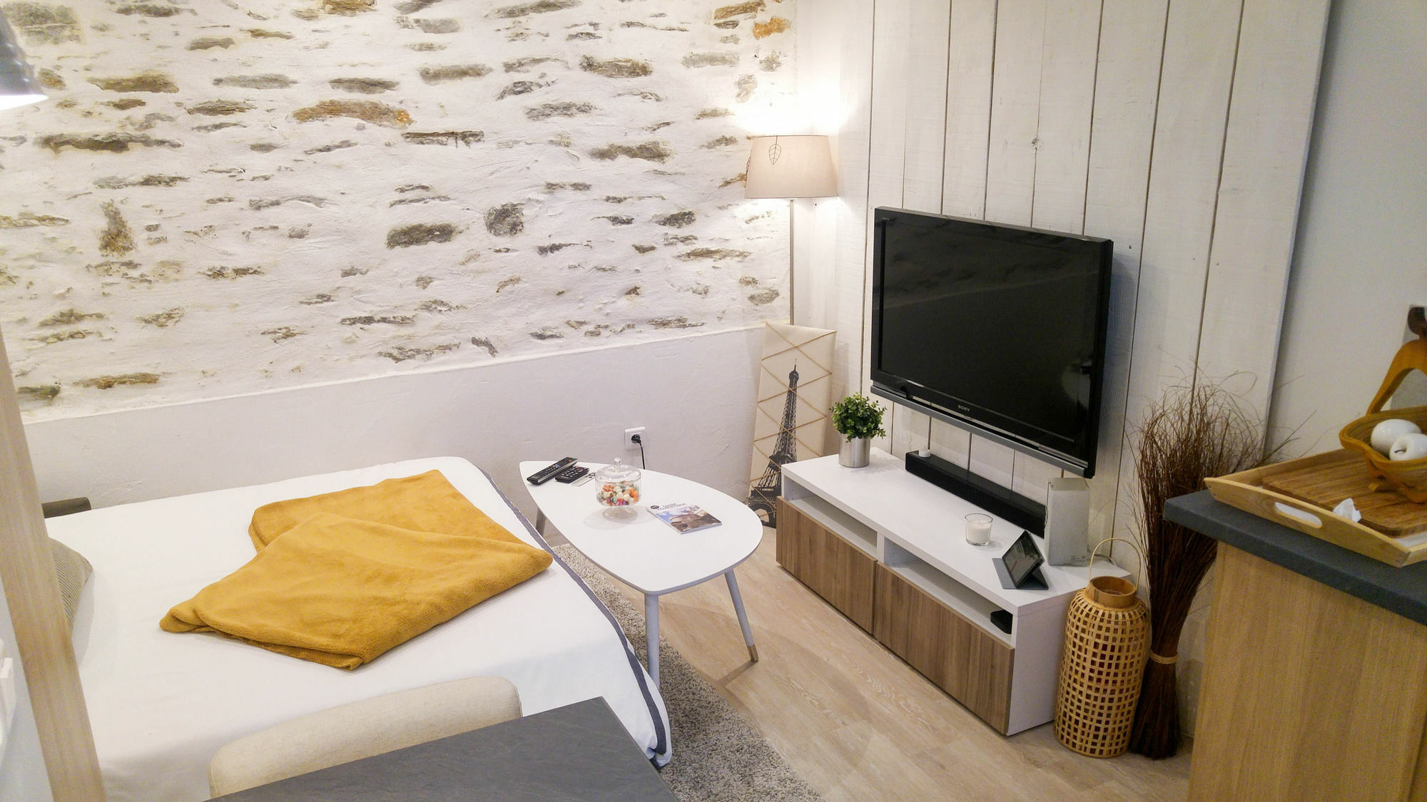 Unsejouranantes - Le Bel Air Apartment Bagian luar foto
